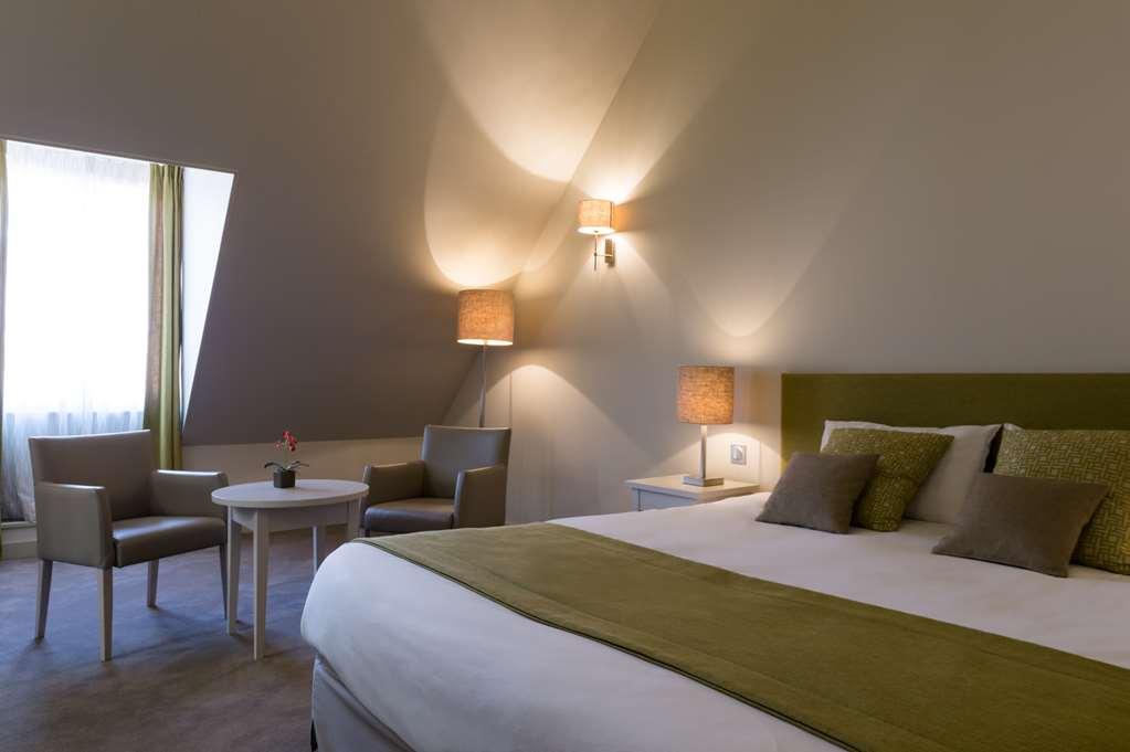 Ogaux Vieux Remparts Hotel Provins Room photo