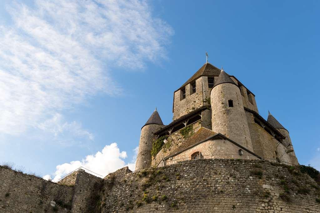 Ogaux Vieux Remparts Hotel Provins Exterior photo